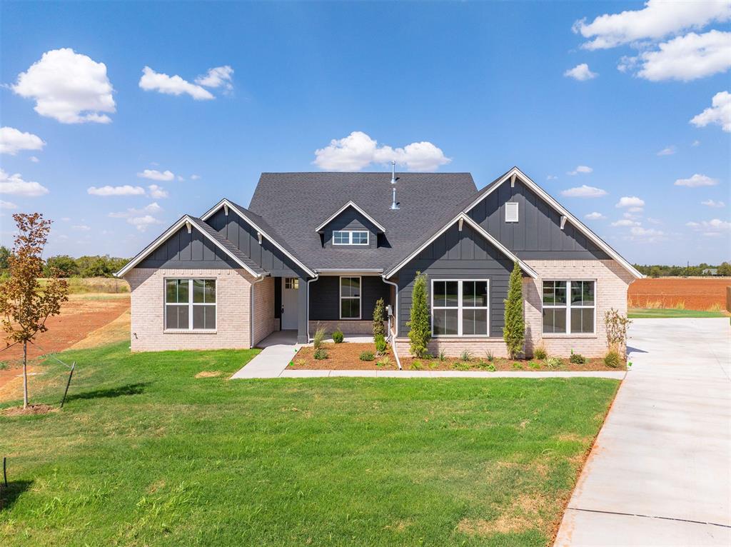 6721 Lake View Court — photo