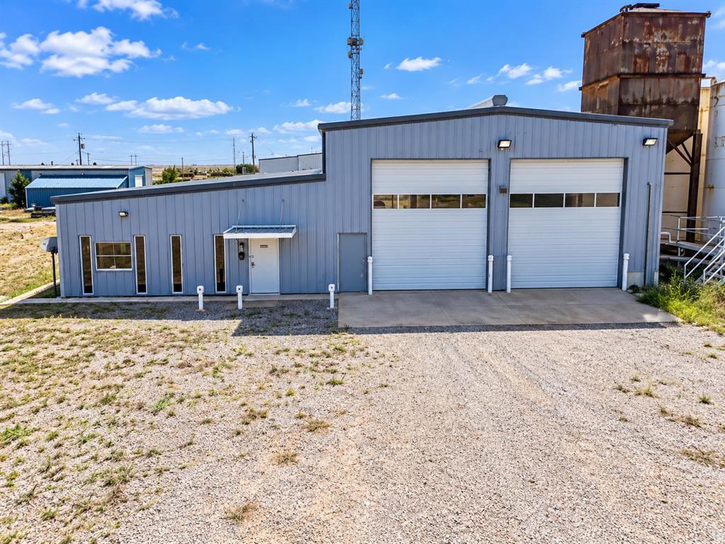 520 Robison Drive — photo