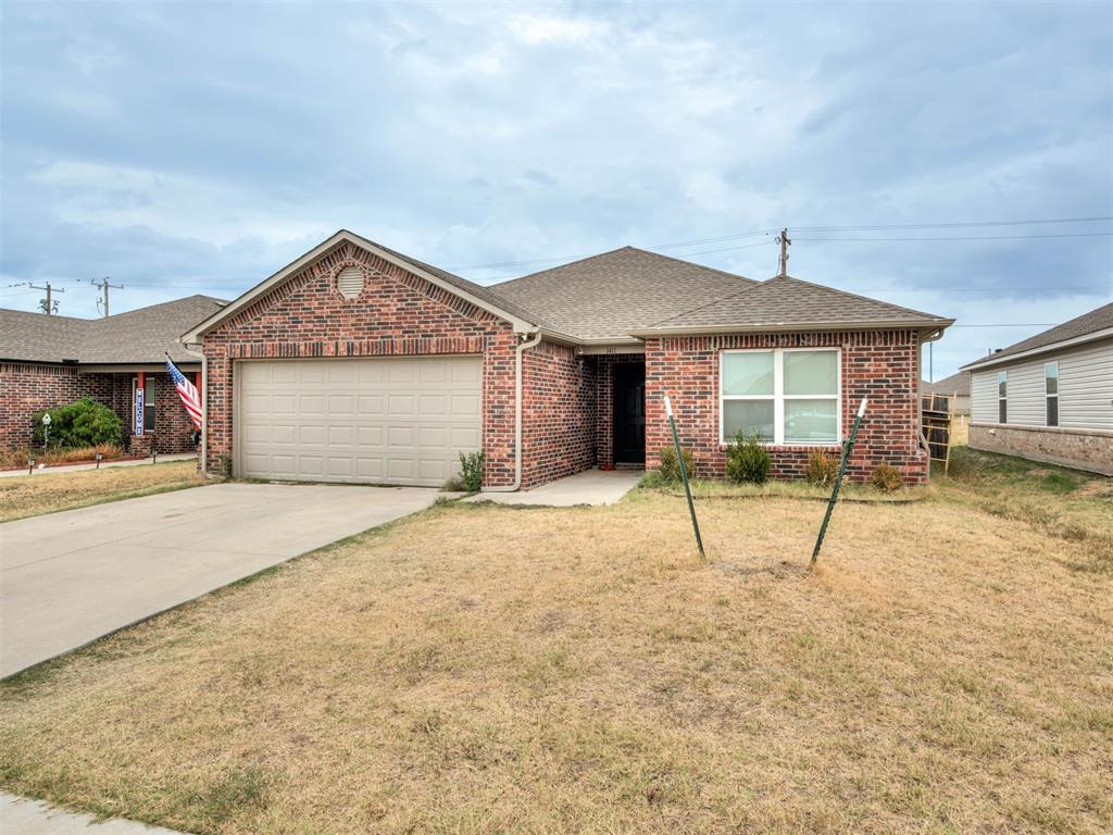 1411 Chuck Wagon Drive — photo