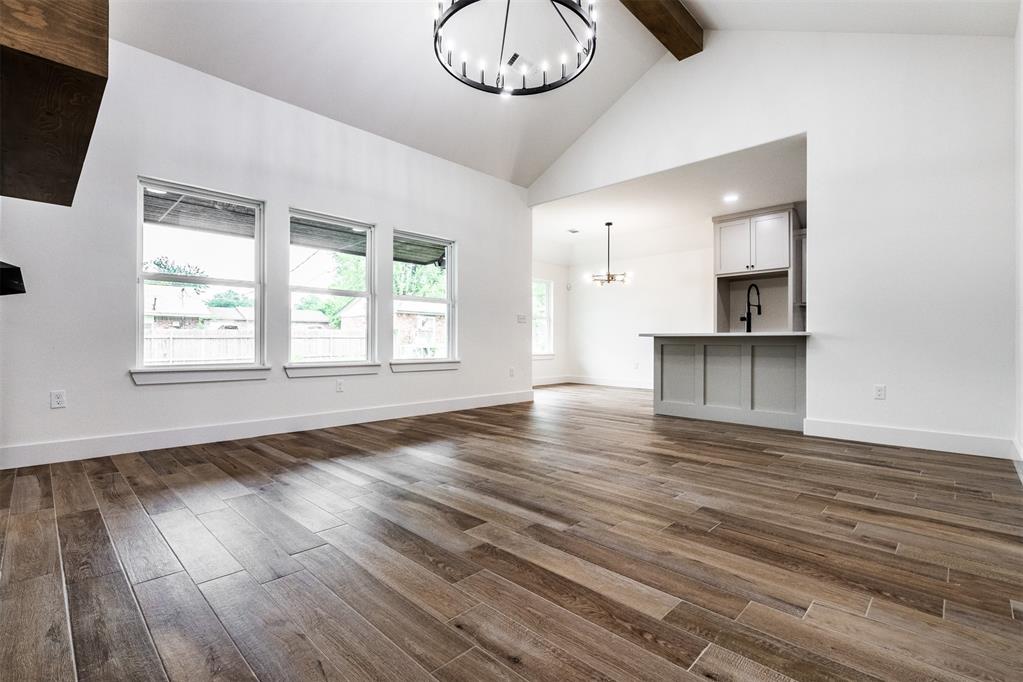 3113 E Noble Drive — photo