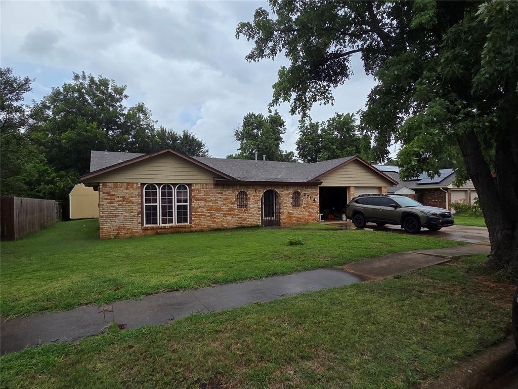 2714 Forest Oaks Circle — photo