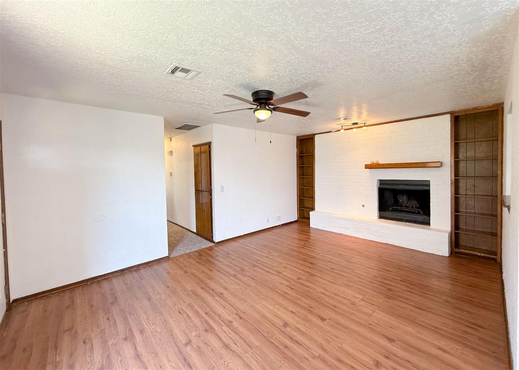 Home in Edmond, OK 73003 — photo 3