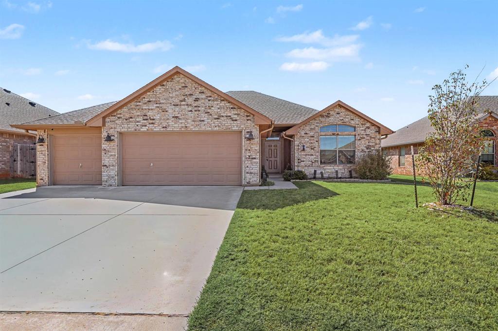 709 Bobcat Trail — photo