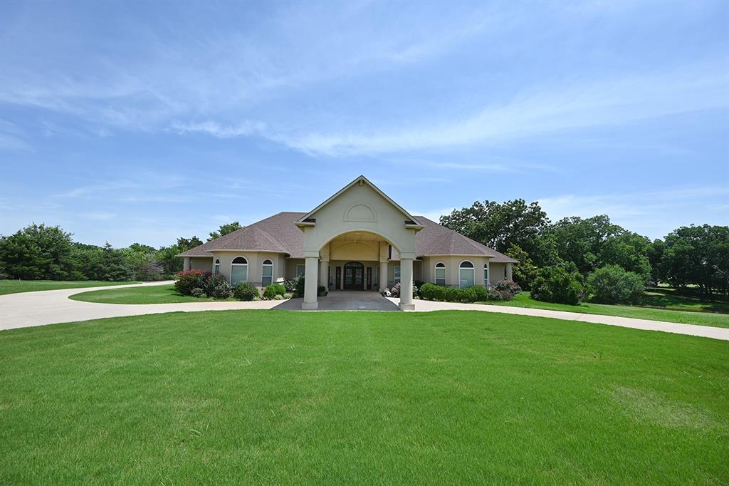 6015 N Chateau Court — photo
