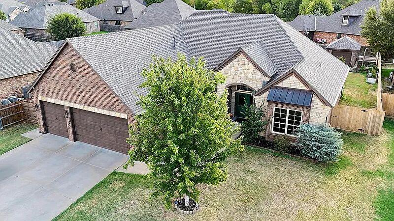 12624 Lexington Drive — photo