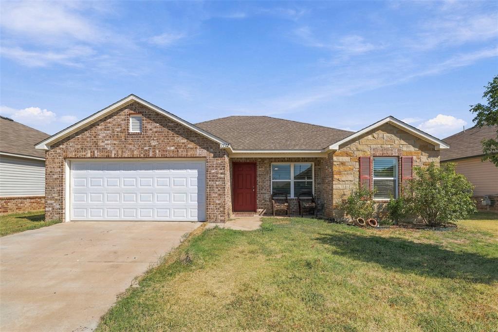 1732 Settlers Crossing Boulevard — photo