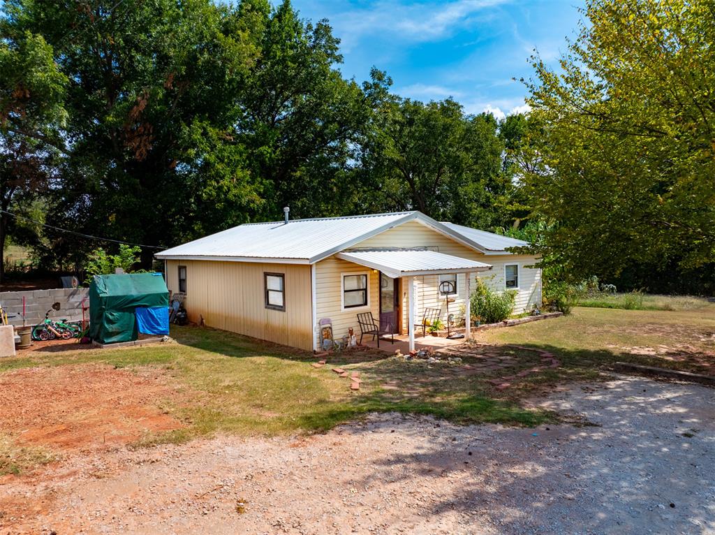 23515 US Highway 177 — photo