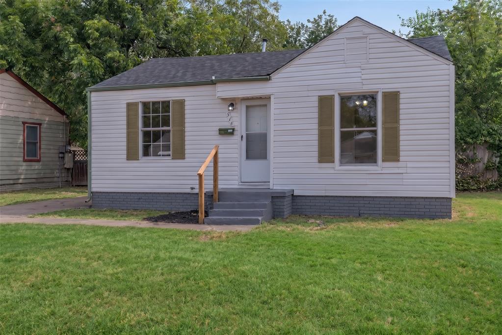 514 E Rickenbacker Drive — photo