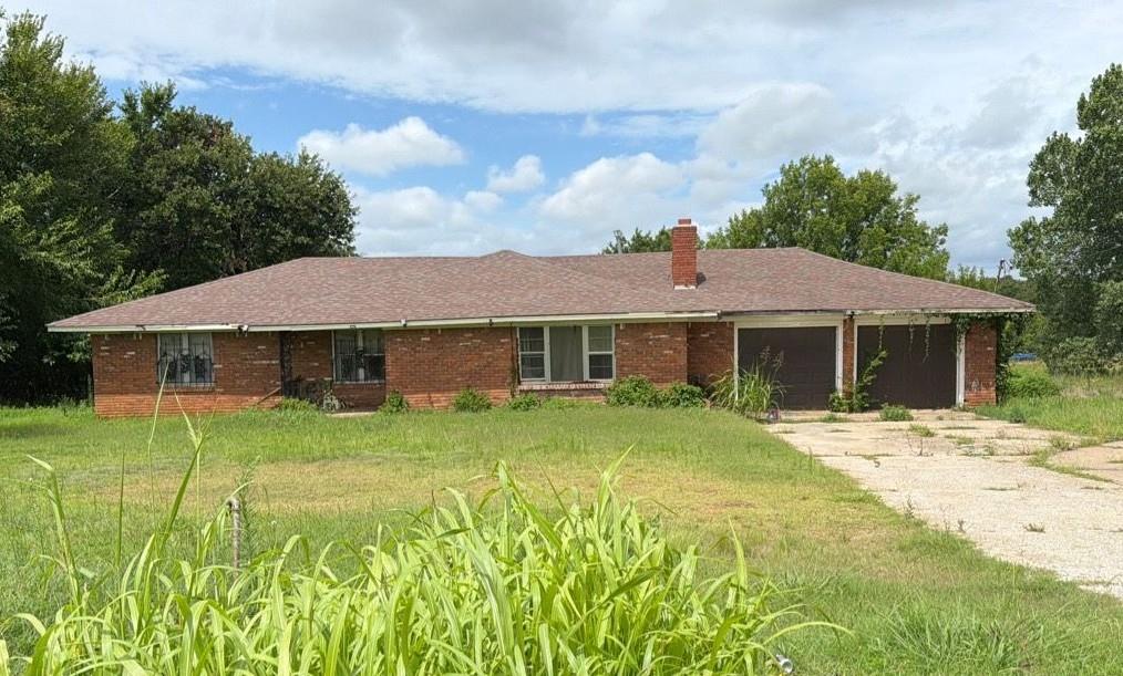 2921 N Anderson Road — photo