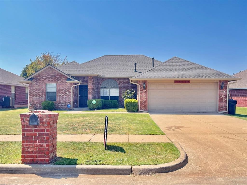 17505 Bronze Lane — photo