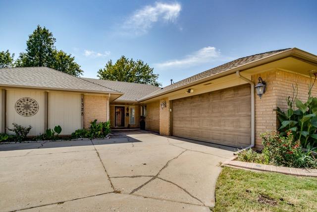 1328 Lowrie Lane — photo