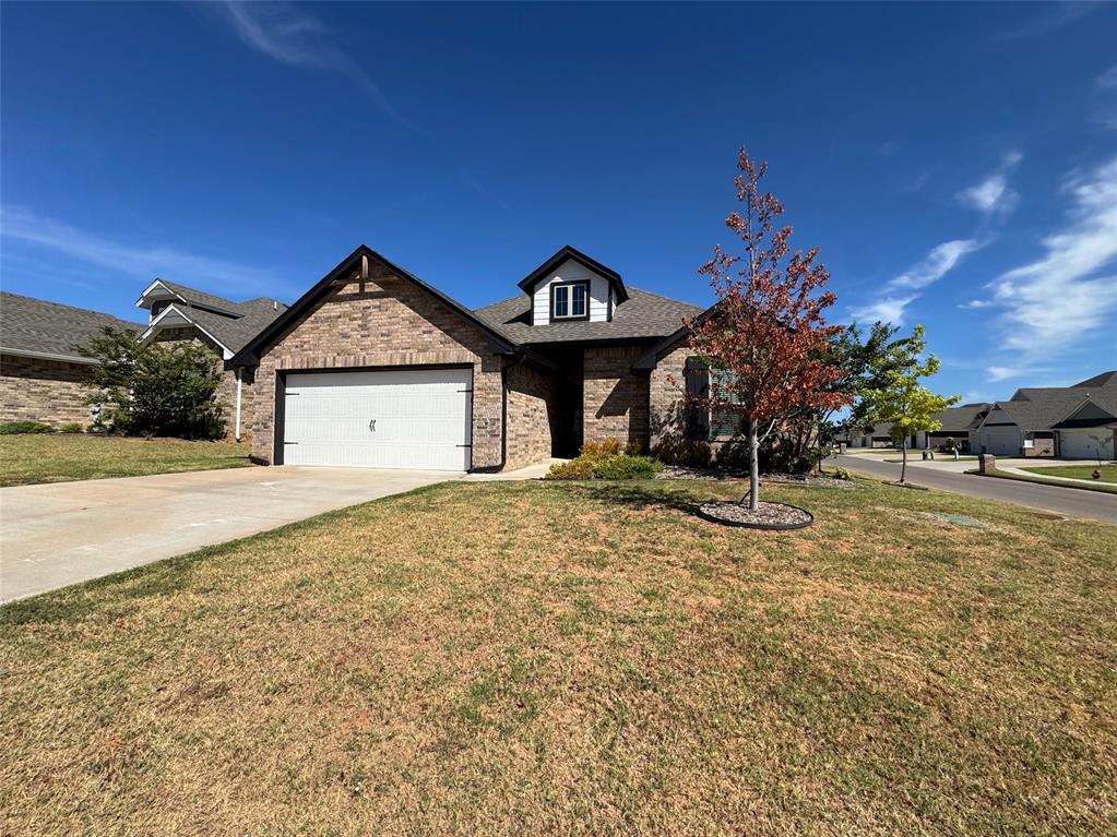 5108 White Gold Avenue — photo