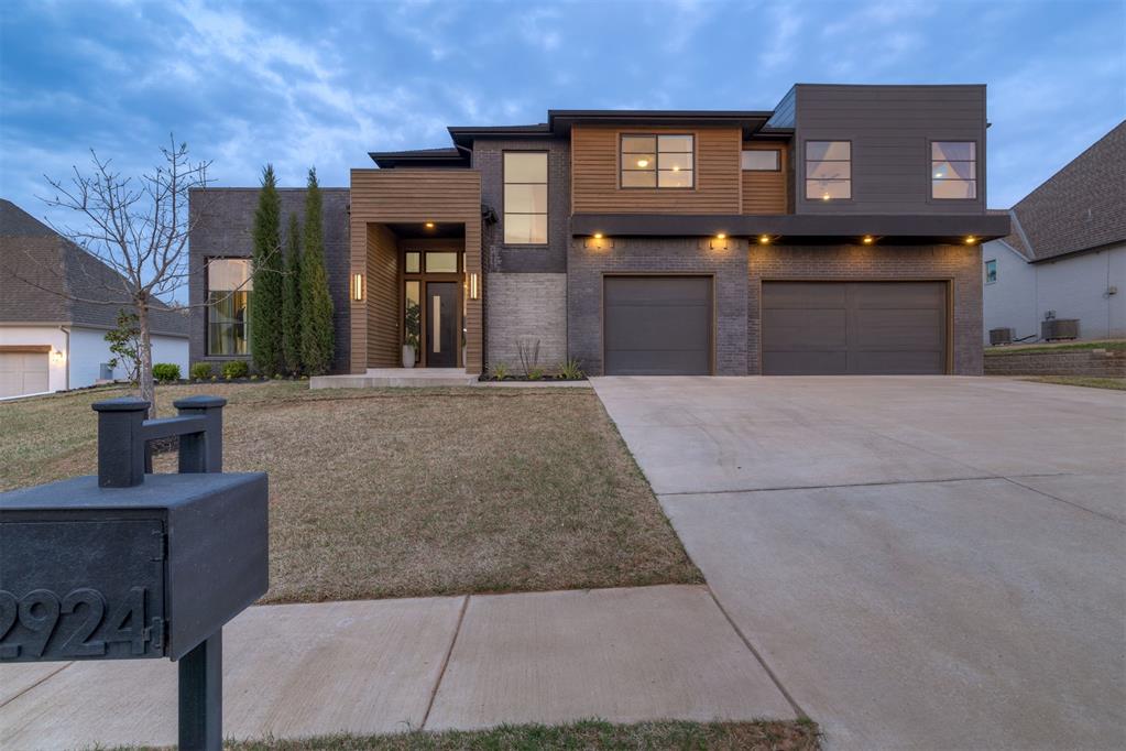 2924 Sandstone Ridge — photo