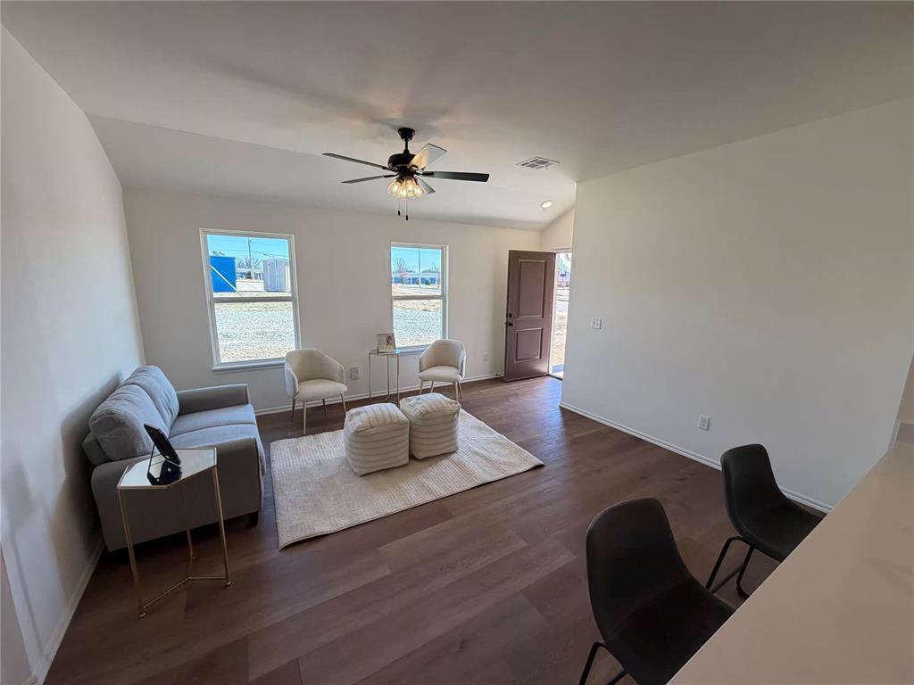 310 Liam Drive — photo