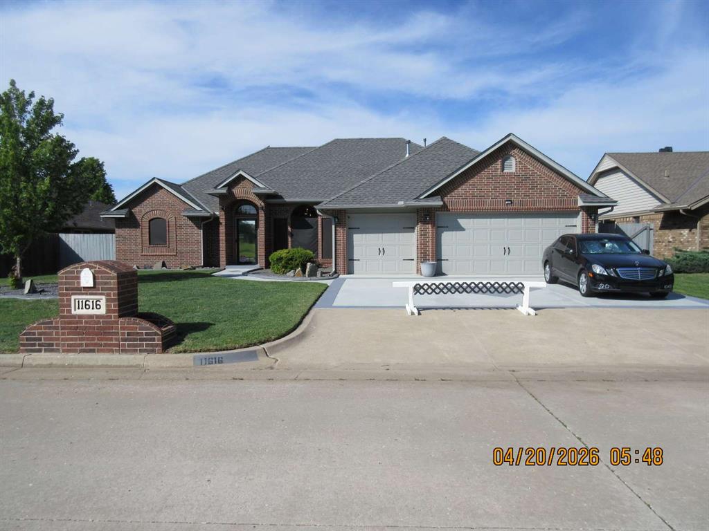 11616 Royal Coach Drive — photo