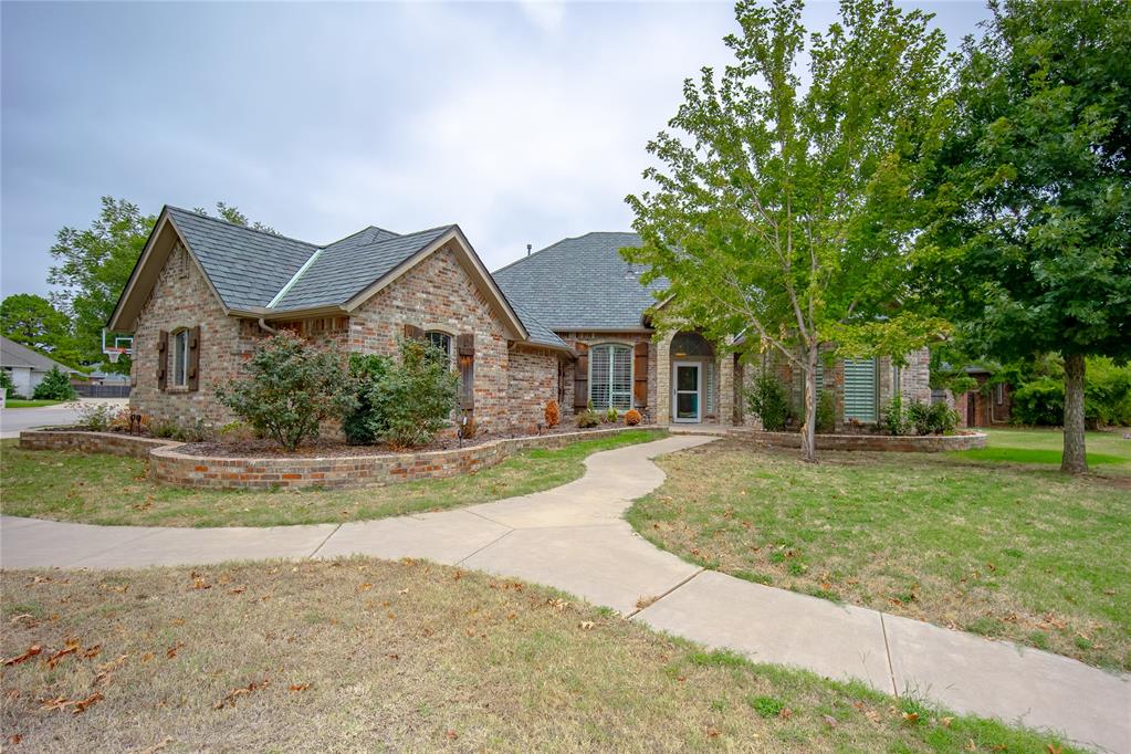 12208 Long Lake Boulevard — photo