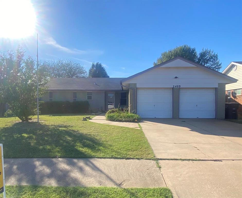 2409 Crystal Drive — photo