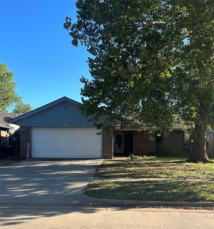 646 W Linden Drive — photo