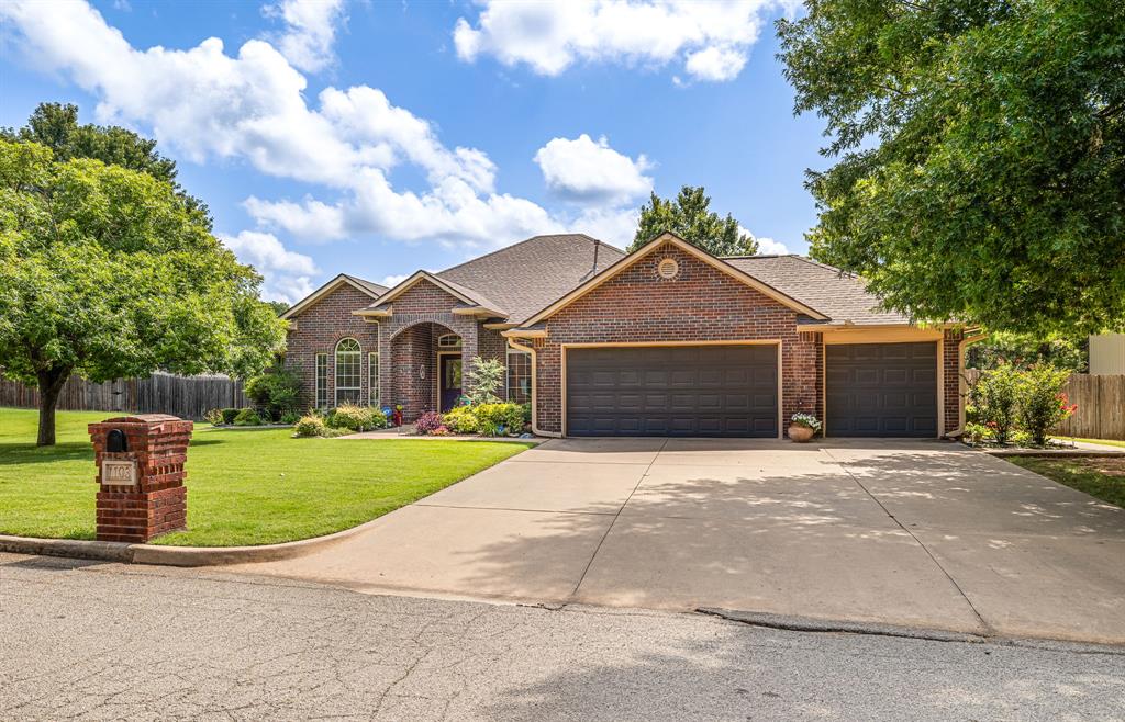 1103 Woodbrook Drive — photo