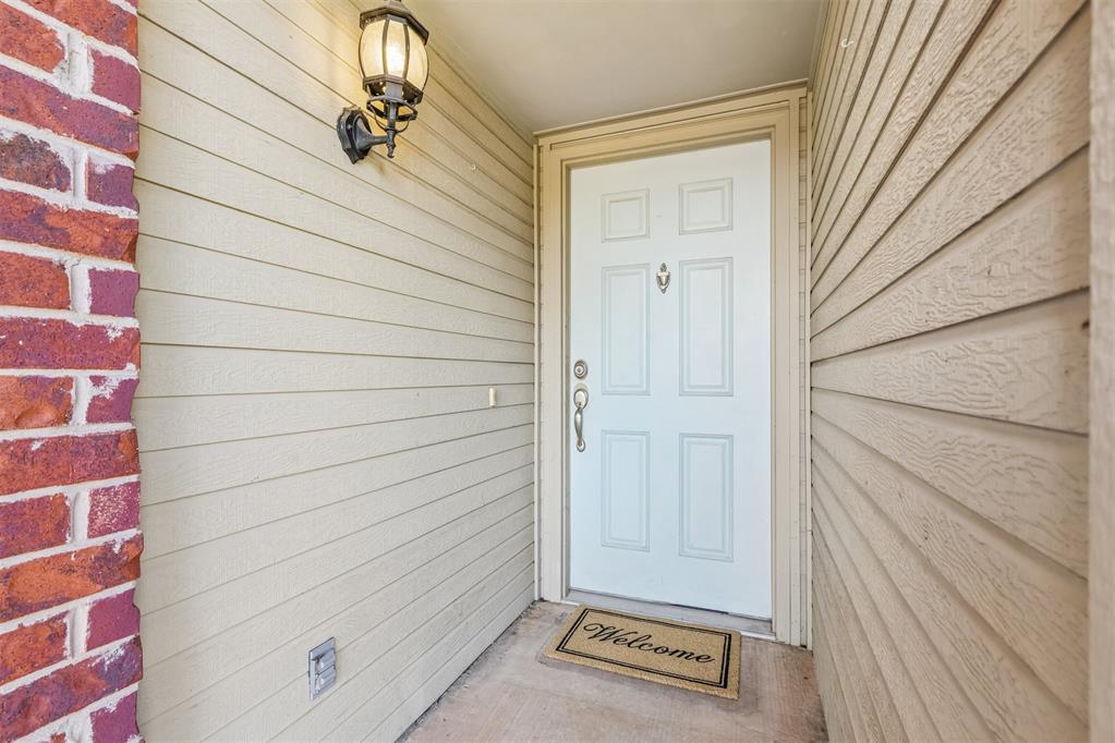4209 Applegate Drive, Moore, OK 73160 — photo 2