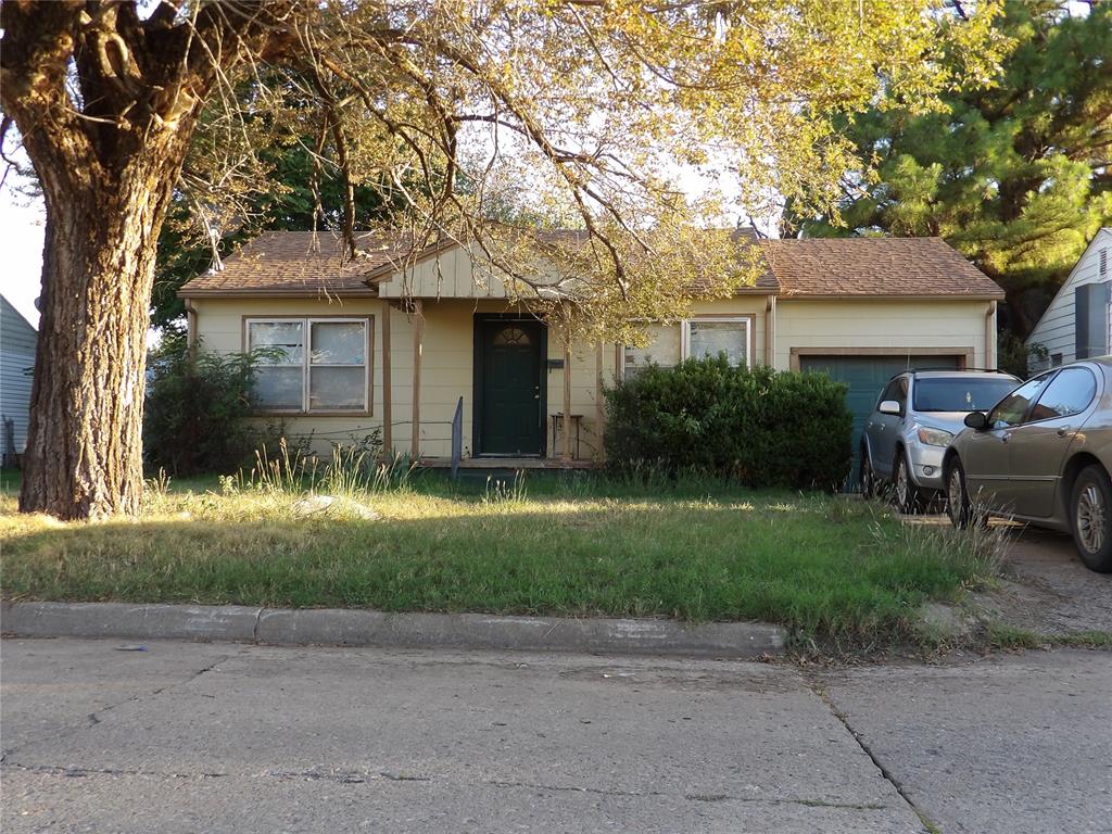 305 W Hickory Avenue — photo