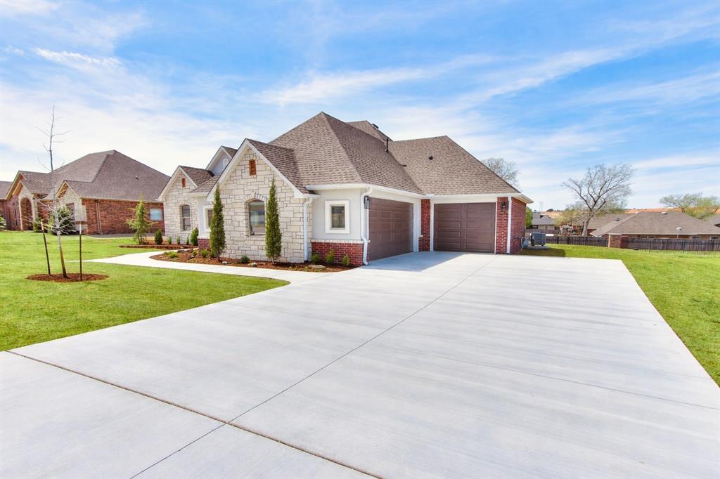 Home in Purcell, OK 73080 — photo 2