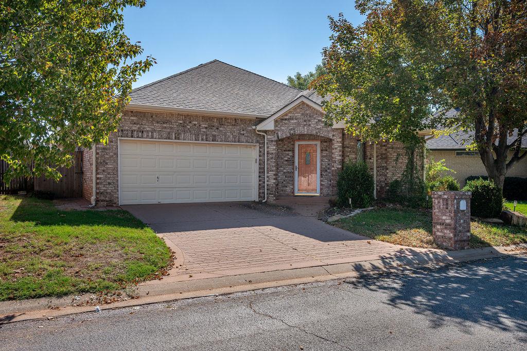 11904 Barrywood Drive — photo