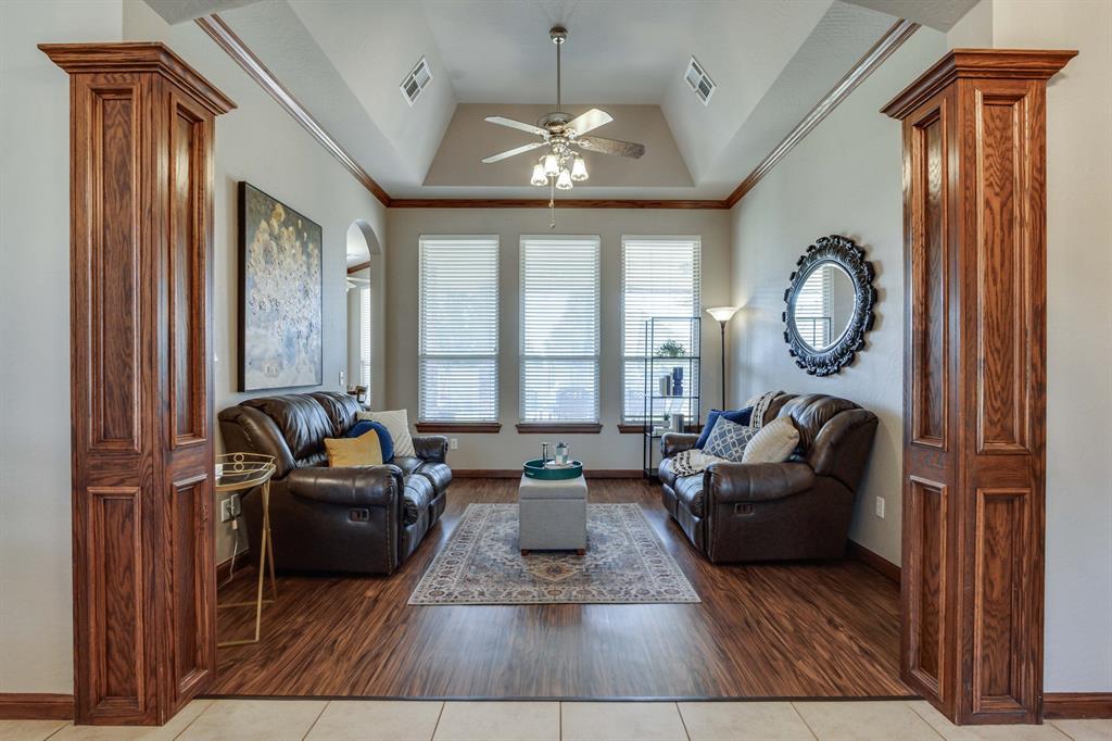 Home in Oklahoma City, OK 73162 — photo 3