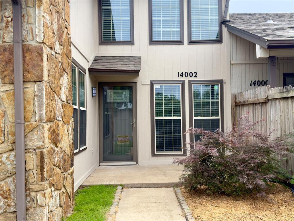 14002 Crossing Way — photo