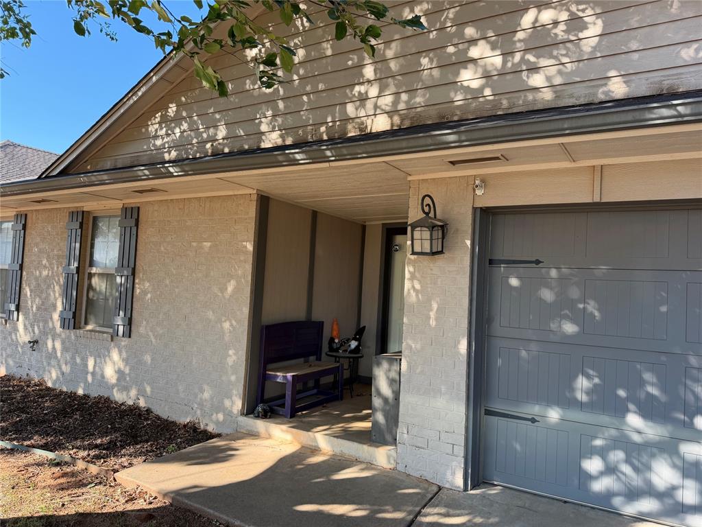 517 Post Oak Lane — photo