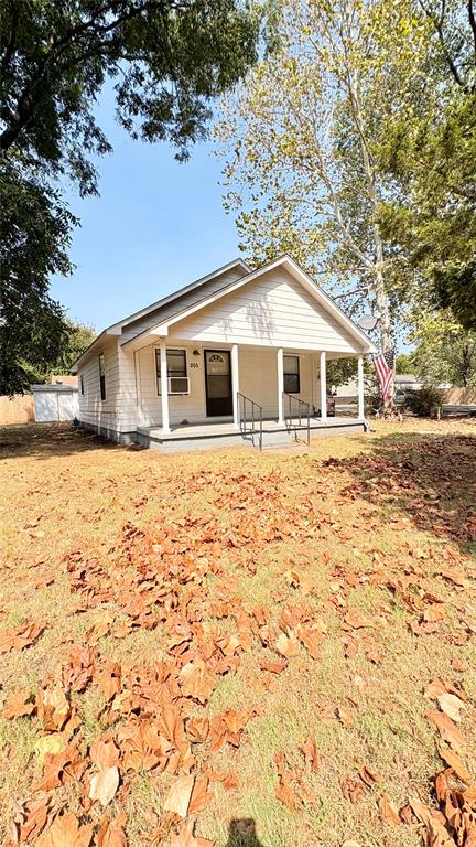 205 W Boomer Street — photo