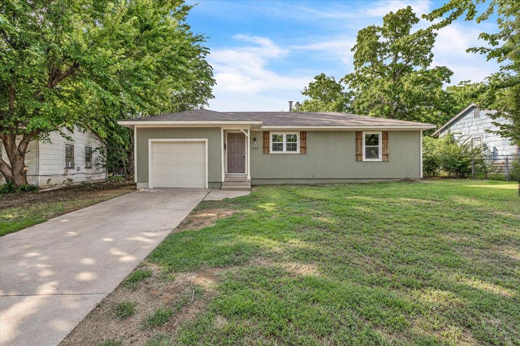 1113 S Locust Drive — photo