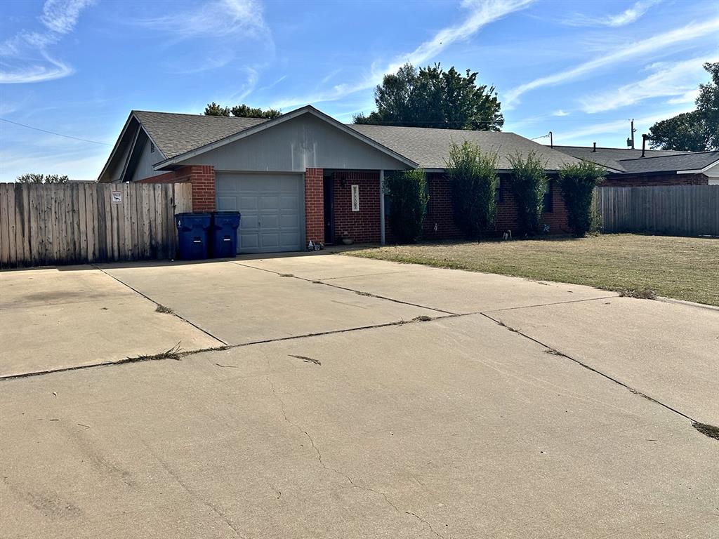 235 Deer Drive, Cache, OK 73527 — photo 2