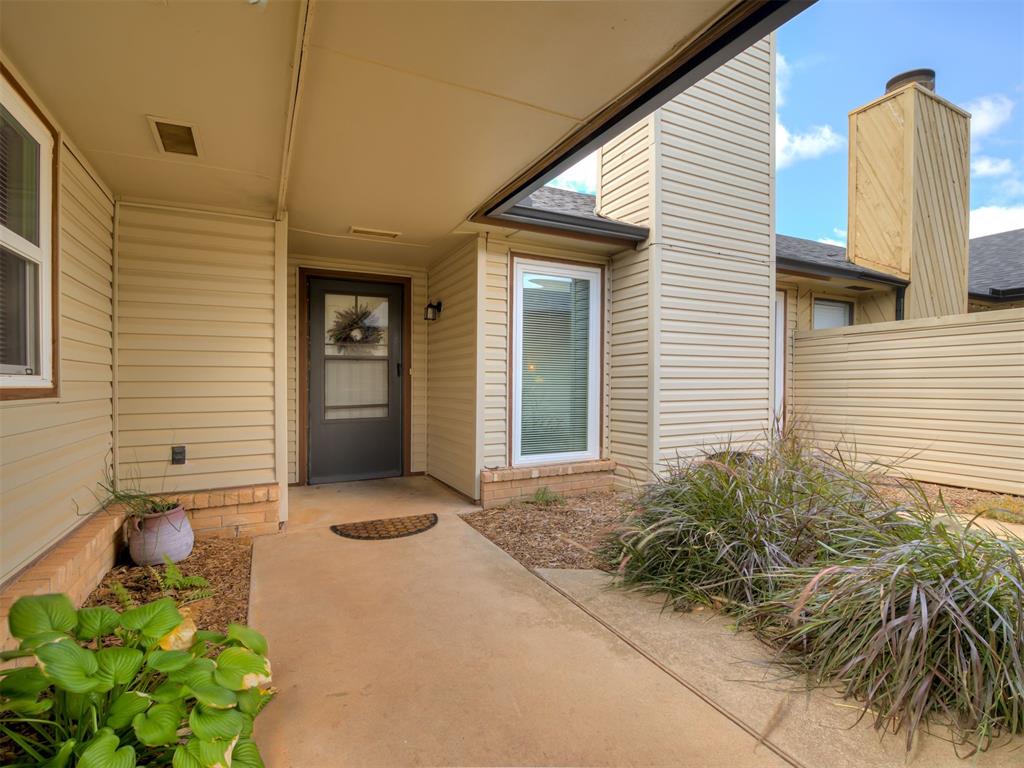 3849 Southwind Court — photo