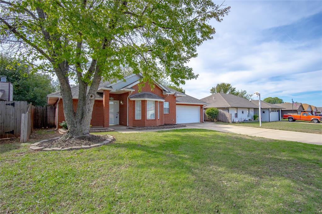 334 W Crooked Branch Way — photo