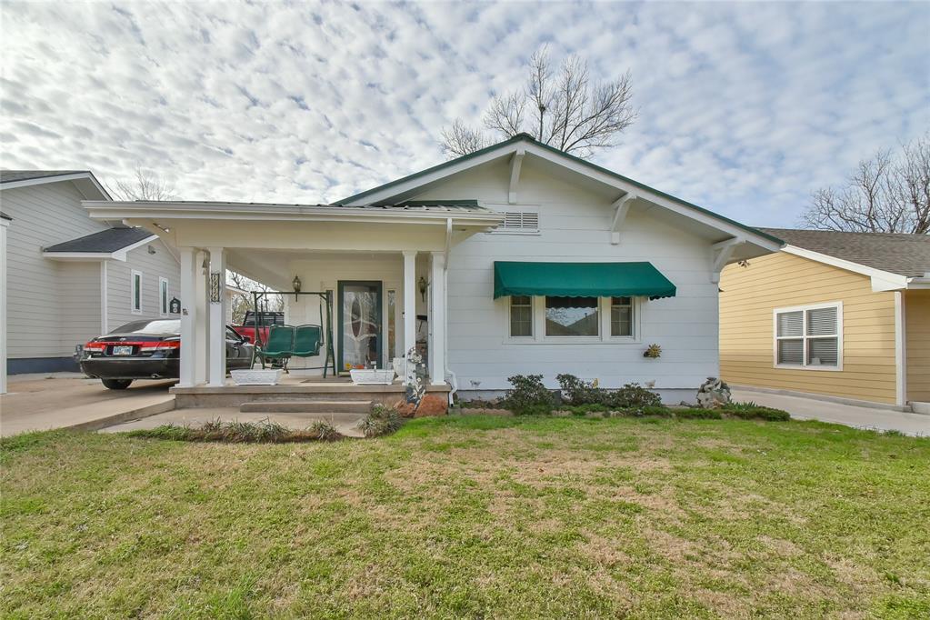 1936 NW 11th Street — photo