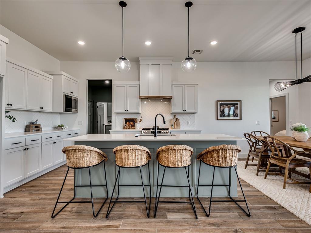 16105 Navarra Way — photo