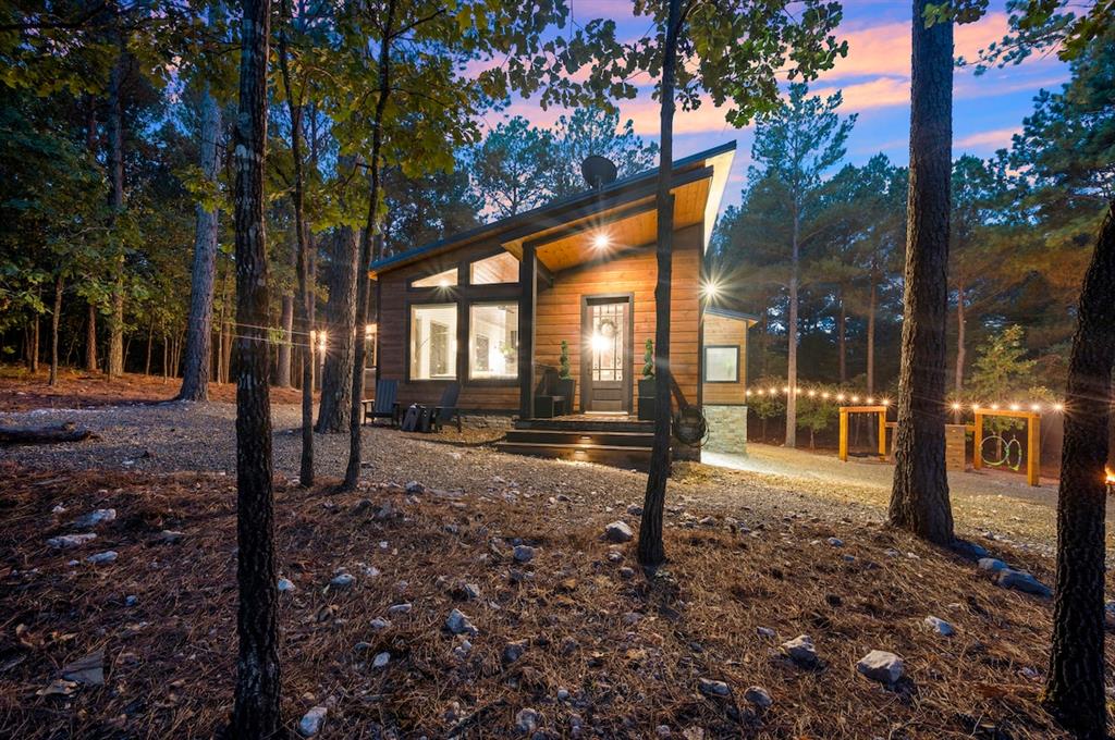 152 Wavey Pine Lane — photo