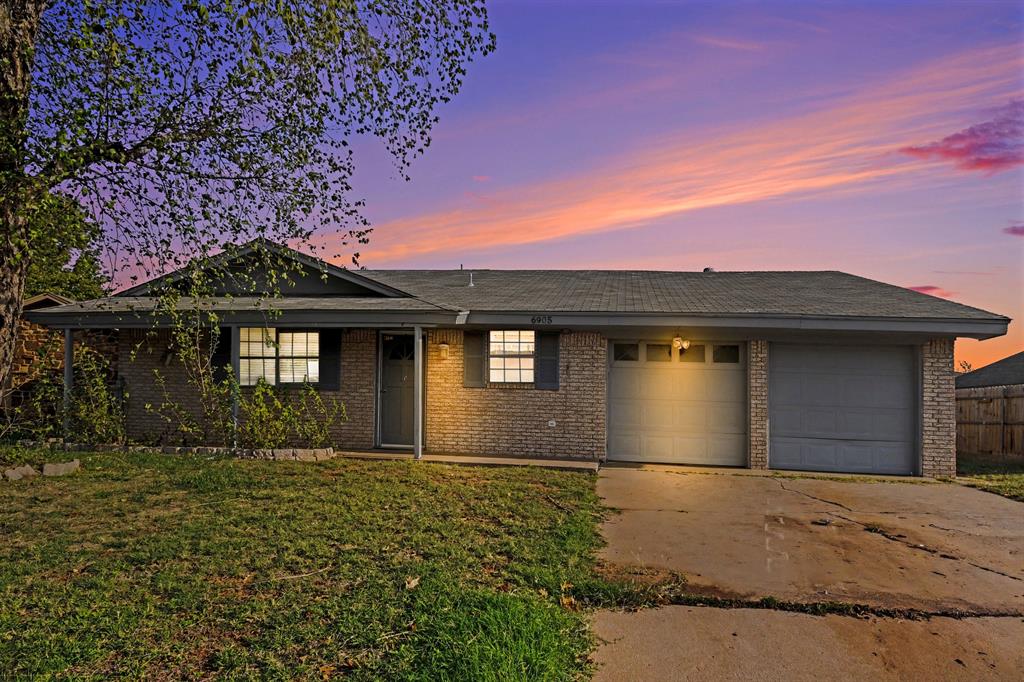 6905 Greenway Drive — photo