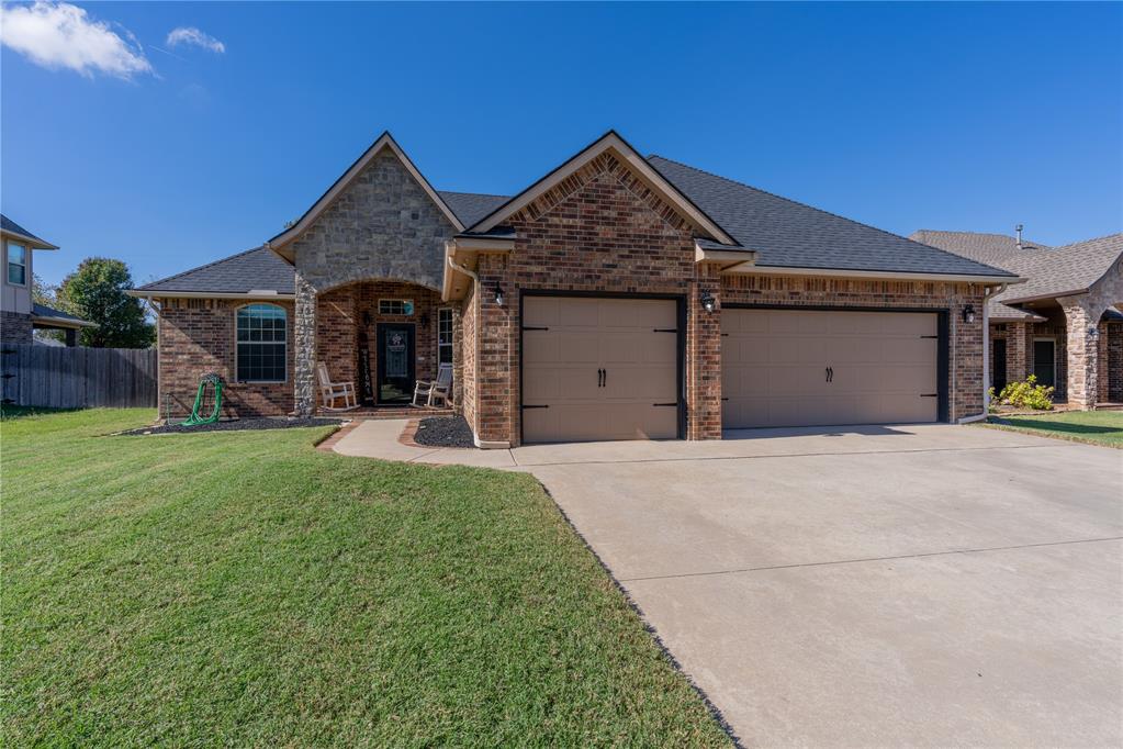 1405 Riverwind Drive — photo