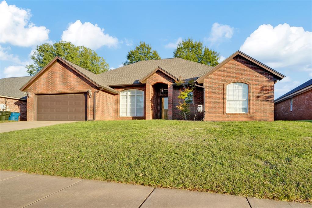 704 Colony Drive — photo