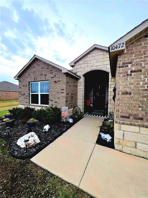 Home in Shawnee, OK 74804 — photo 2