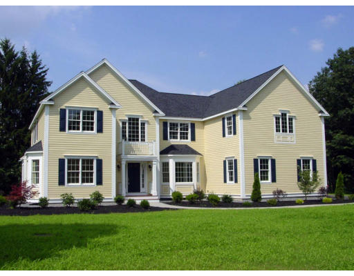 19 Raymond Road, Concord, MA 01742