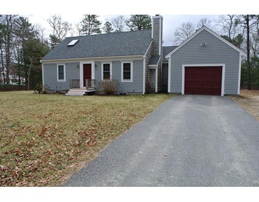 54 Sassacus Road, Mashpee, MA 02649