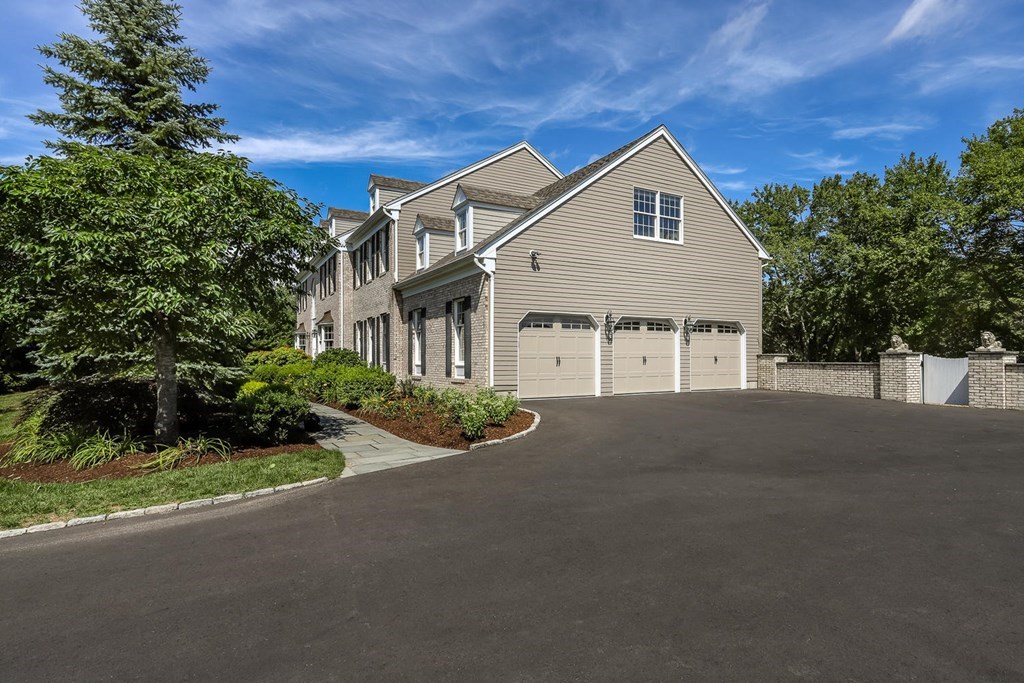 10 Cherokee Road, Canton, MA 02021 — photo 3