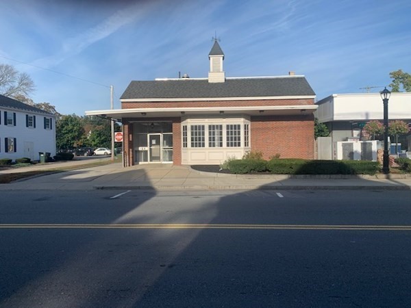 30 Main St — photo