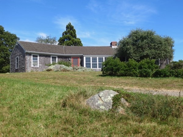33 Menemsha Inn Rd Ch223 3 — photo