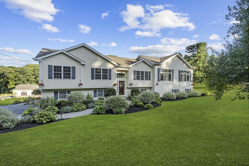 44 Reynolds Road, Glocester, RI 02814