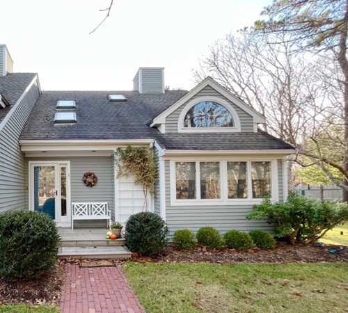 1 Meetinghouse Village Way — photo