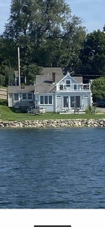 25 Eagle Hill Whole — photo
